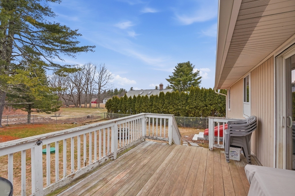 185 Davis Road Westminster, MA 01473 - Photo 31 of 36