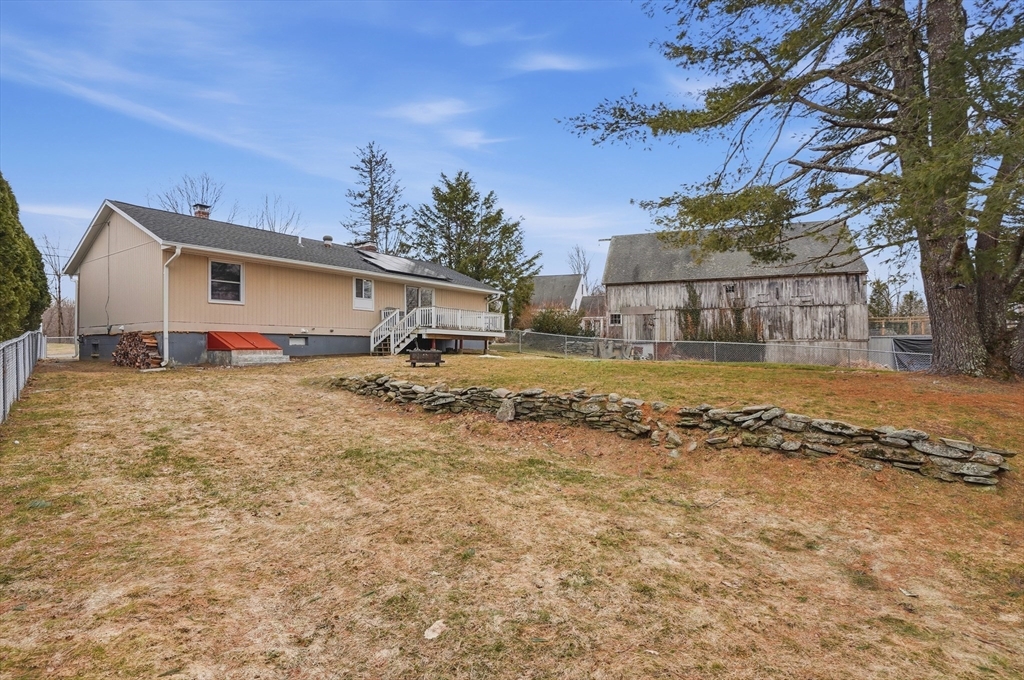 185 Davis Road Westminster, MA 01473 - Photo 32 of 36