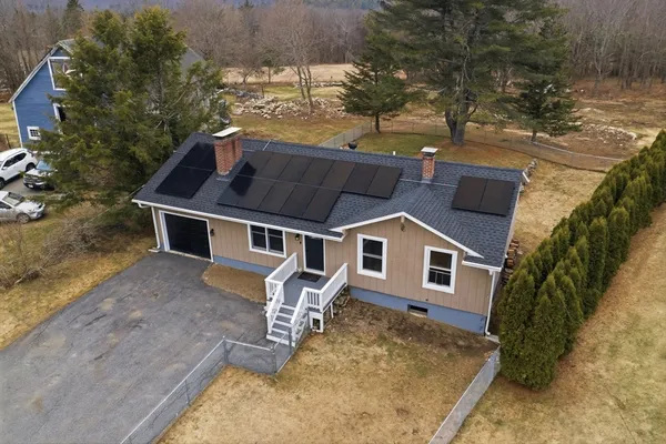 $415,000 | 185 Davis Road, Westminster, MA 01473