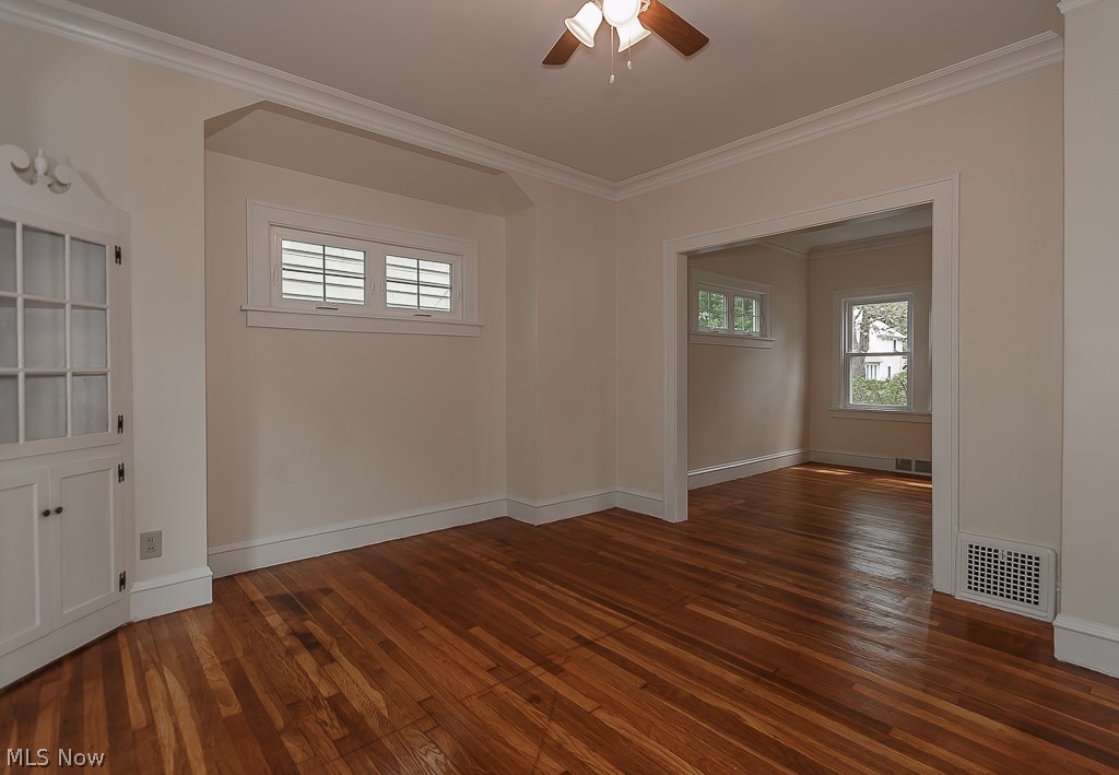 998 Roanoke Road Cleveland Heights, OH 44121 - Photo 16 of 30 Gallery Image 16