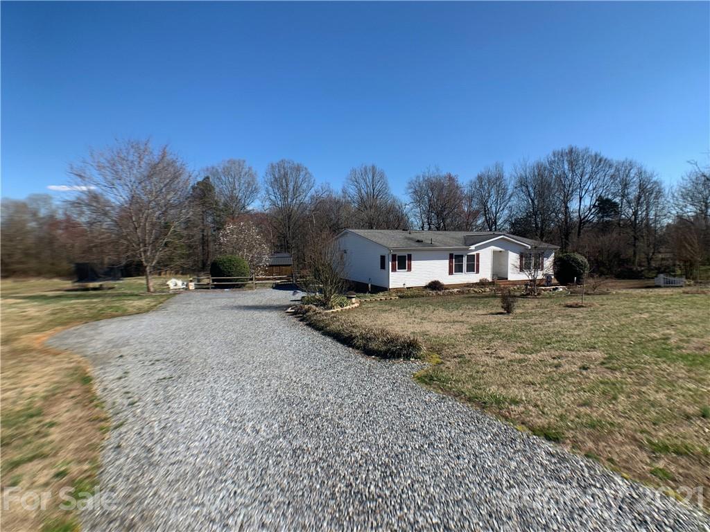 3375 Sorrells Baxter Road Cherryville, NC 28021 - Photo 2 of 35 Gallery Image 2