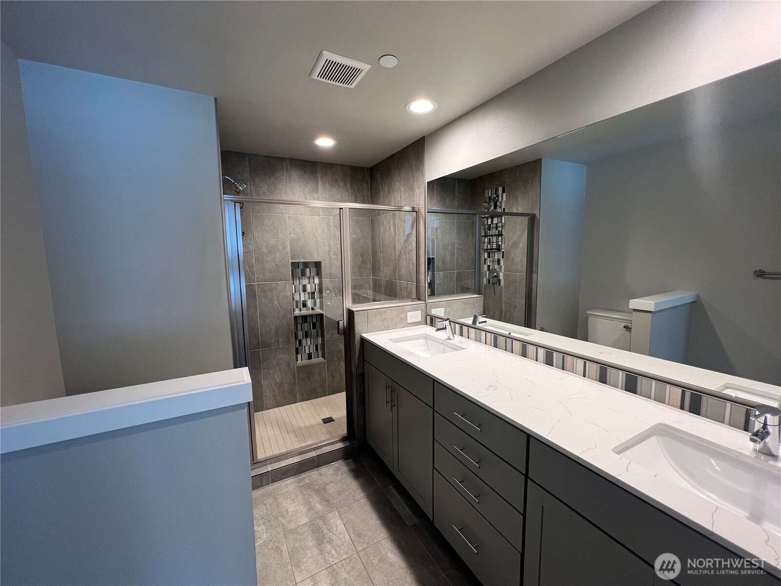 14913 48th Avenue West, Unit C3 Edmonds, WA 98026 - Photo 9 of 12
