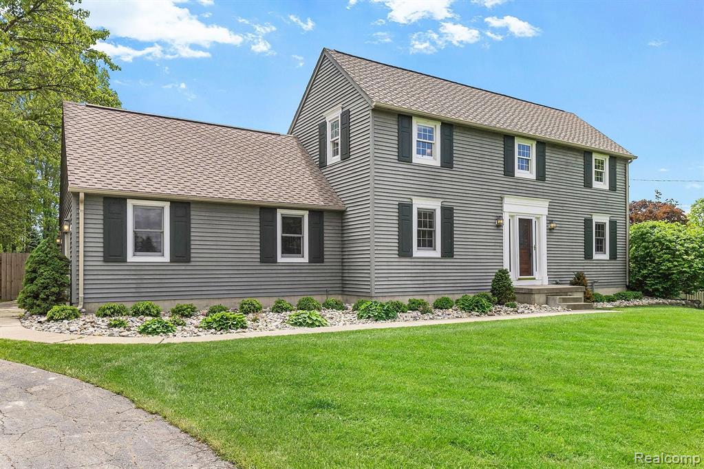 7143 West Rolston Road Linden, MI 48451 - Photo 2 of 32
