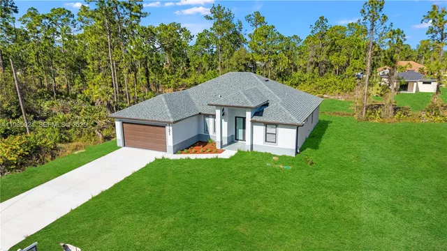 $359,900 | 1121 Crocus Street, Lehigh Acres, FL 33974