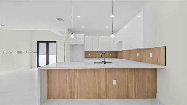 $359,900 | 1121 Crocus Street, Lehigh Acres, FL 33974