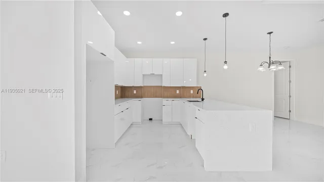 $359,900 | 1121 Crocus Street, Lehigh Acres, FL 33974