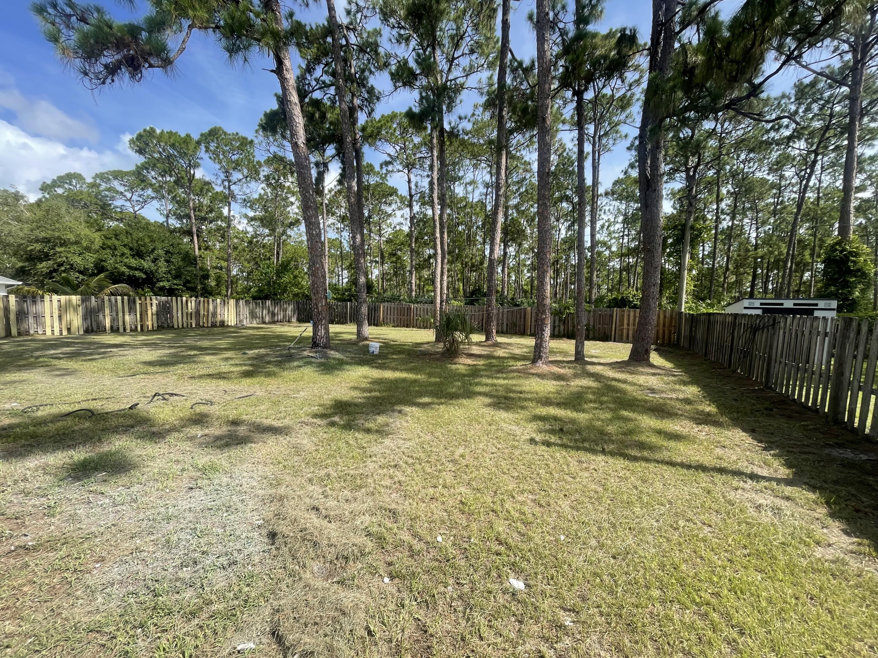 983 Emerald Road Southeast Palm Bay, FL 32909 - Photo 33 of 33 HUGE BACK YARD