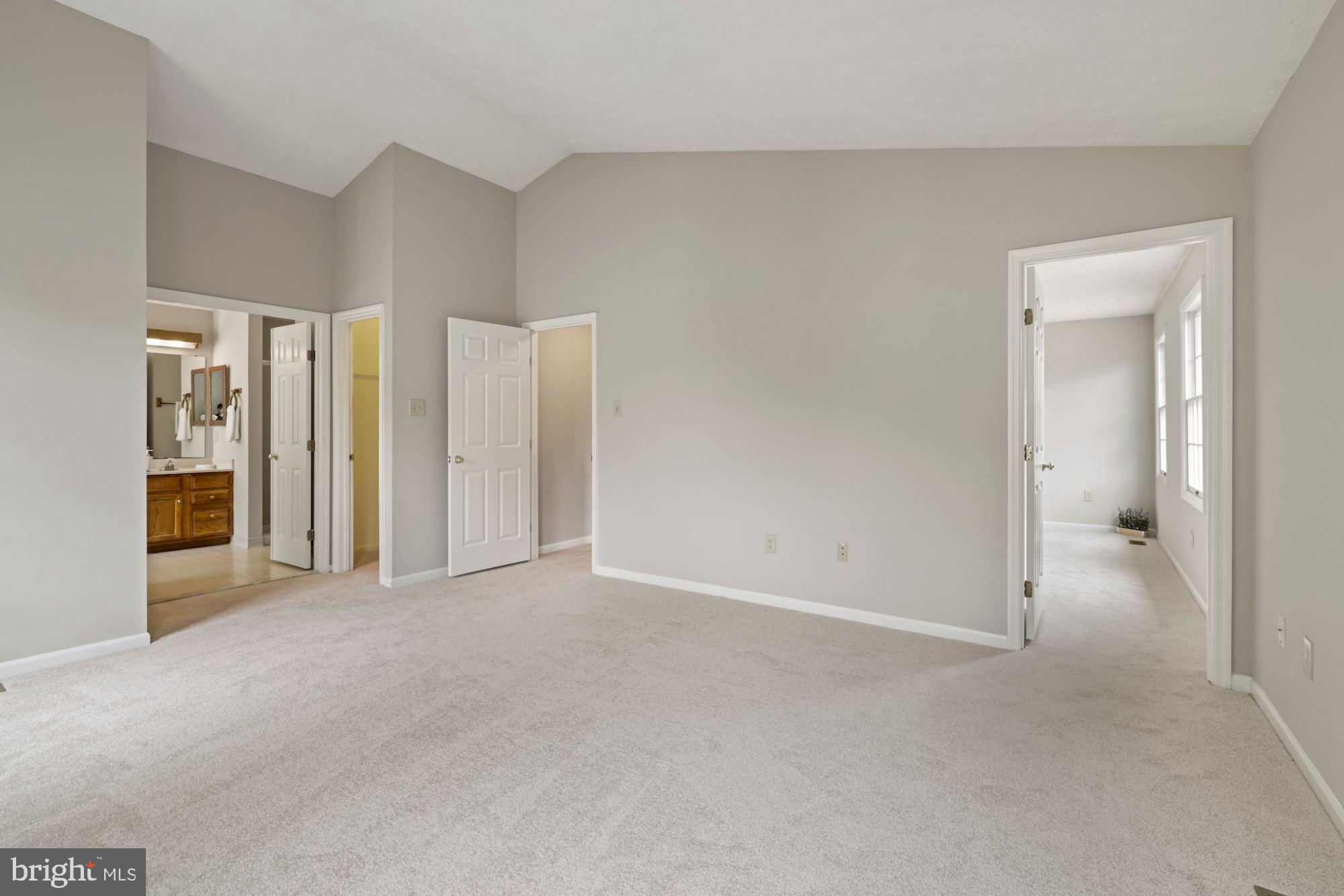 13464 Bregman Road Silver Spring, MD 20904 - Photo 27 of 53 Vaulted Ceiling!