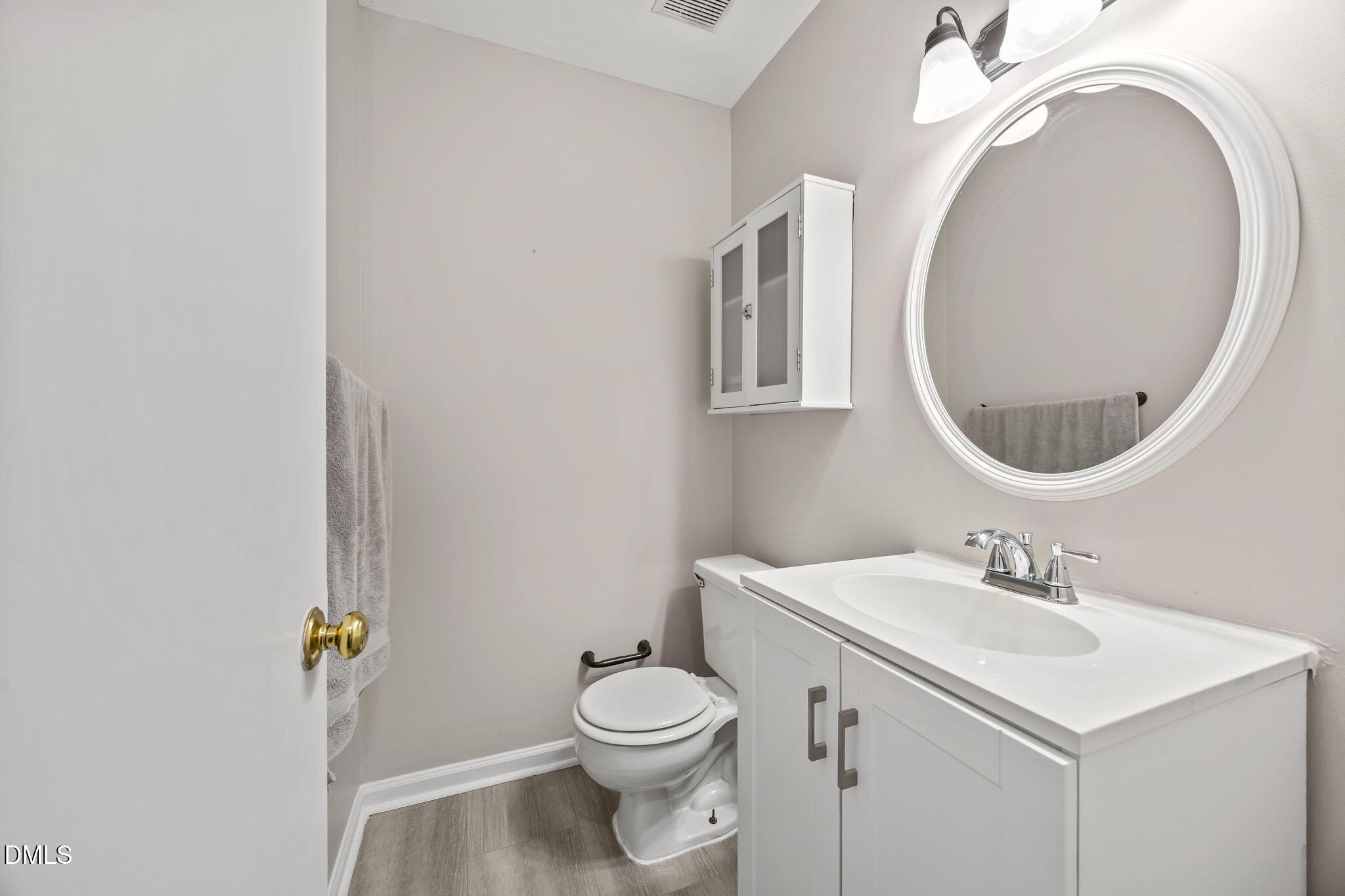 831 Dalewood Drive Raleigh, NC 27610 - Photo 9 of 21 14-web-or-mls-IMG_6553