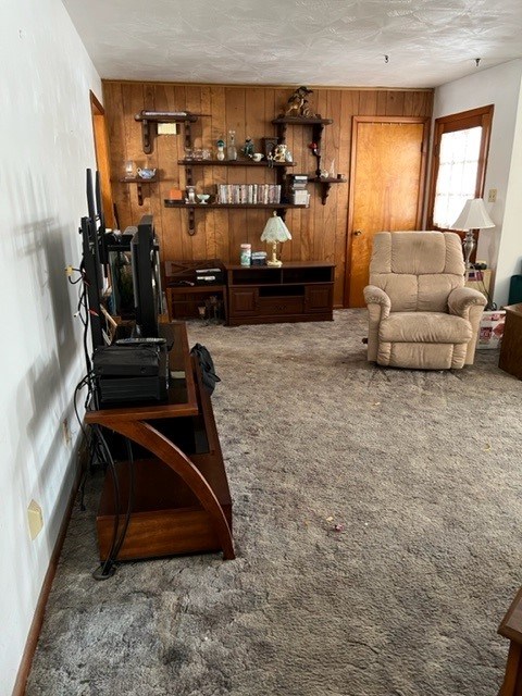 719 Warren Road Franklin, PA 16323 - Photo 4 of 5 Gallery Image 4