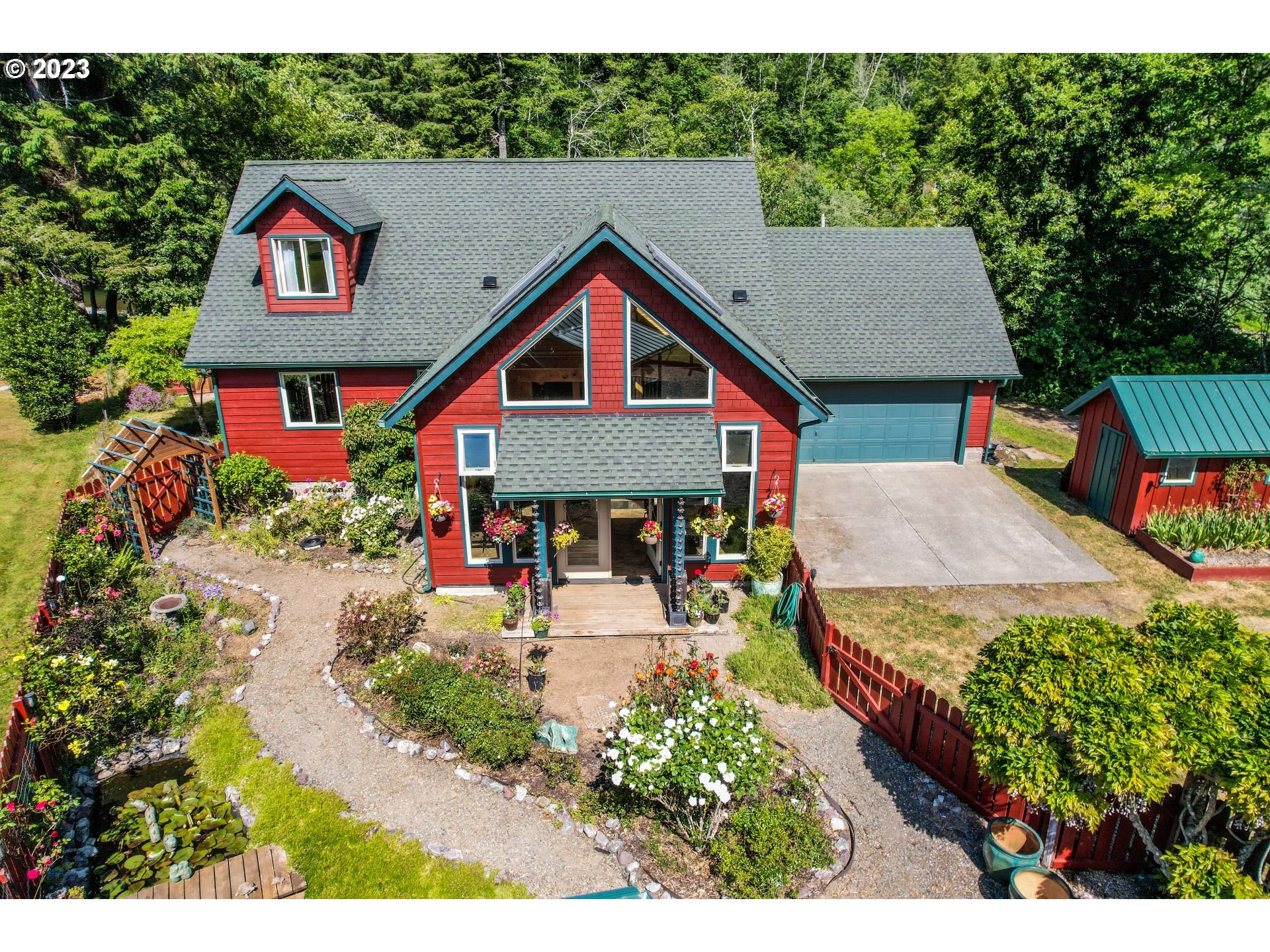 27786 Hunter Creek Road Gold Beach, OR 97444 - Photo 1 of 45 Gallery Image 1
