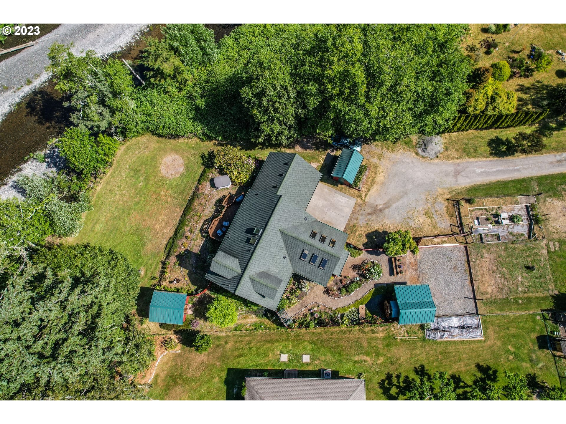 27786 Hunter Creek Road Gold Beach, OR 97444 - Photo 22 of 45 Gallery Image 22