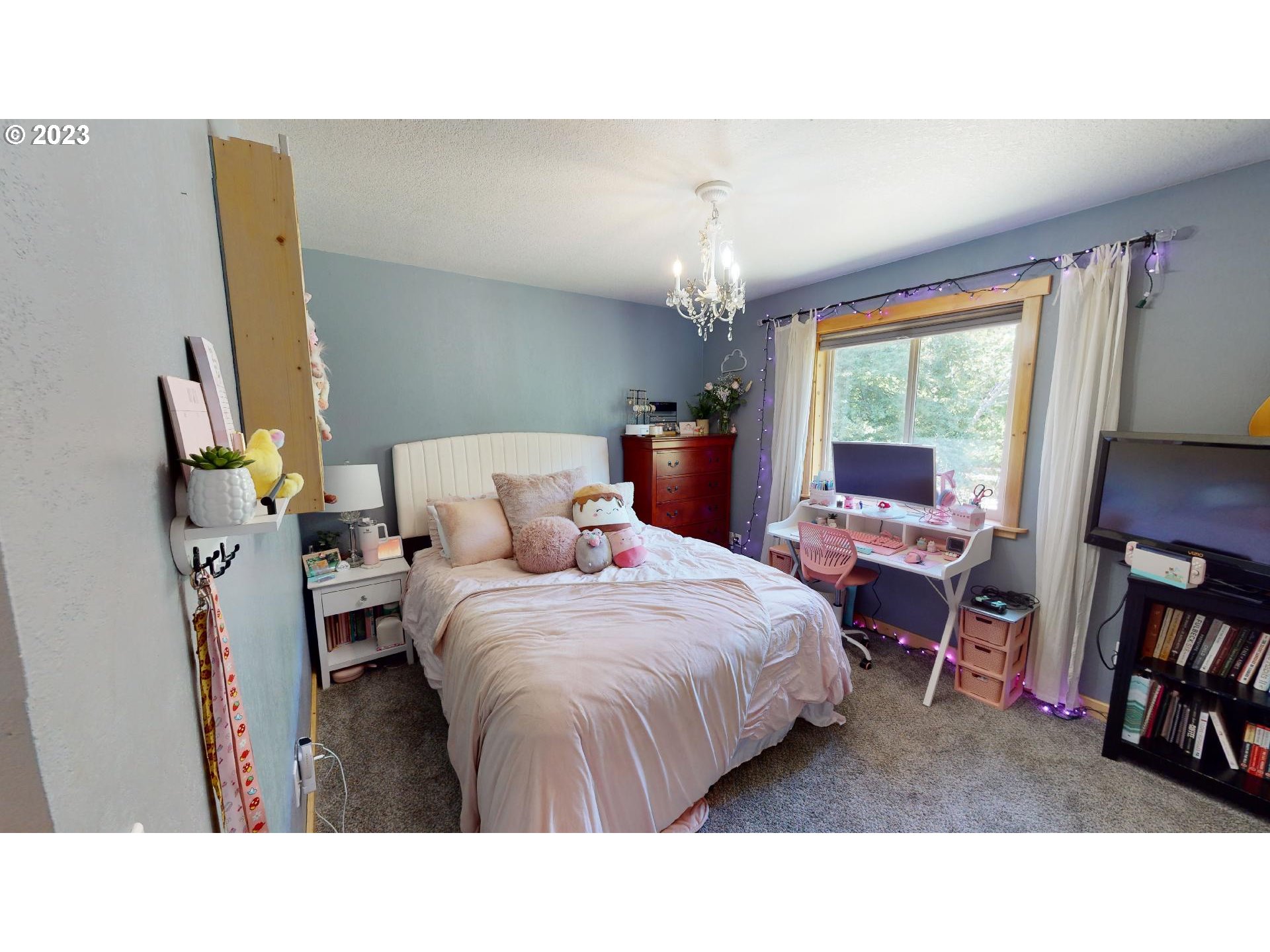 27786 Hunter Creek Road Gold Beach, OR 97444 - Photo 26 of 45 Bedroom