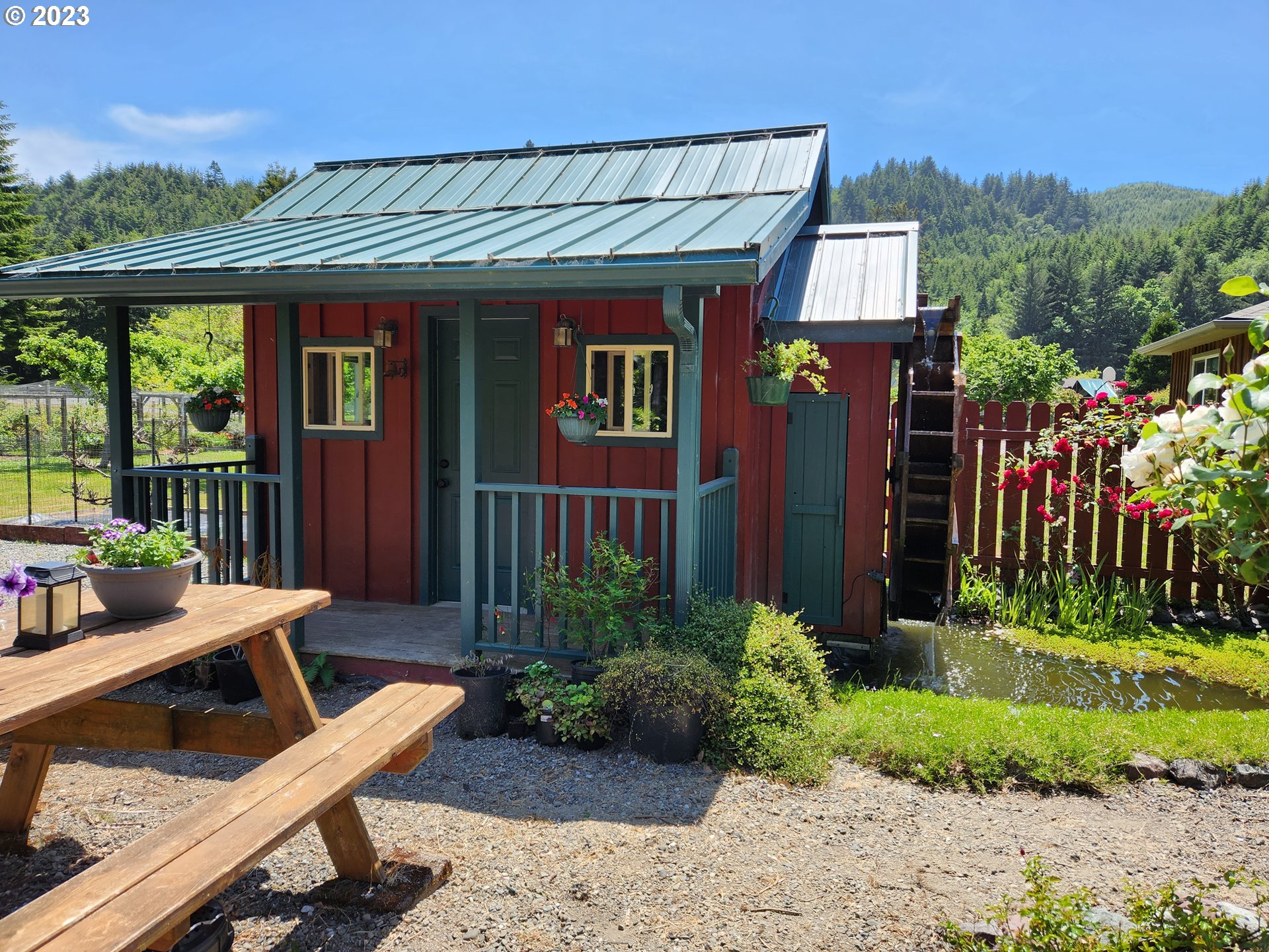27786 Hunter Creek Road Gold Beach, OR 97444 - Photo 32 of 45 Studio