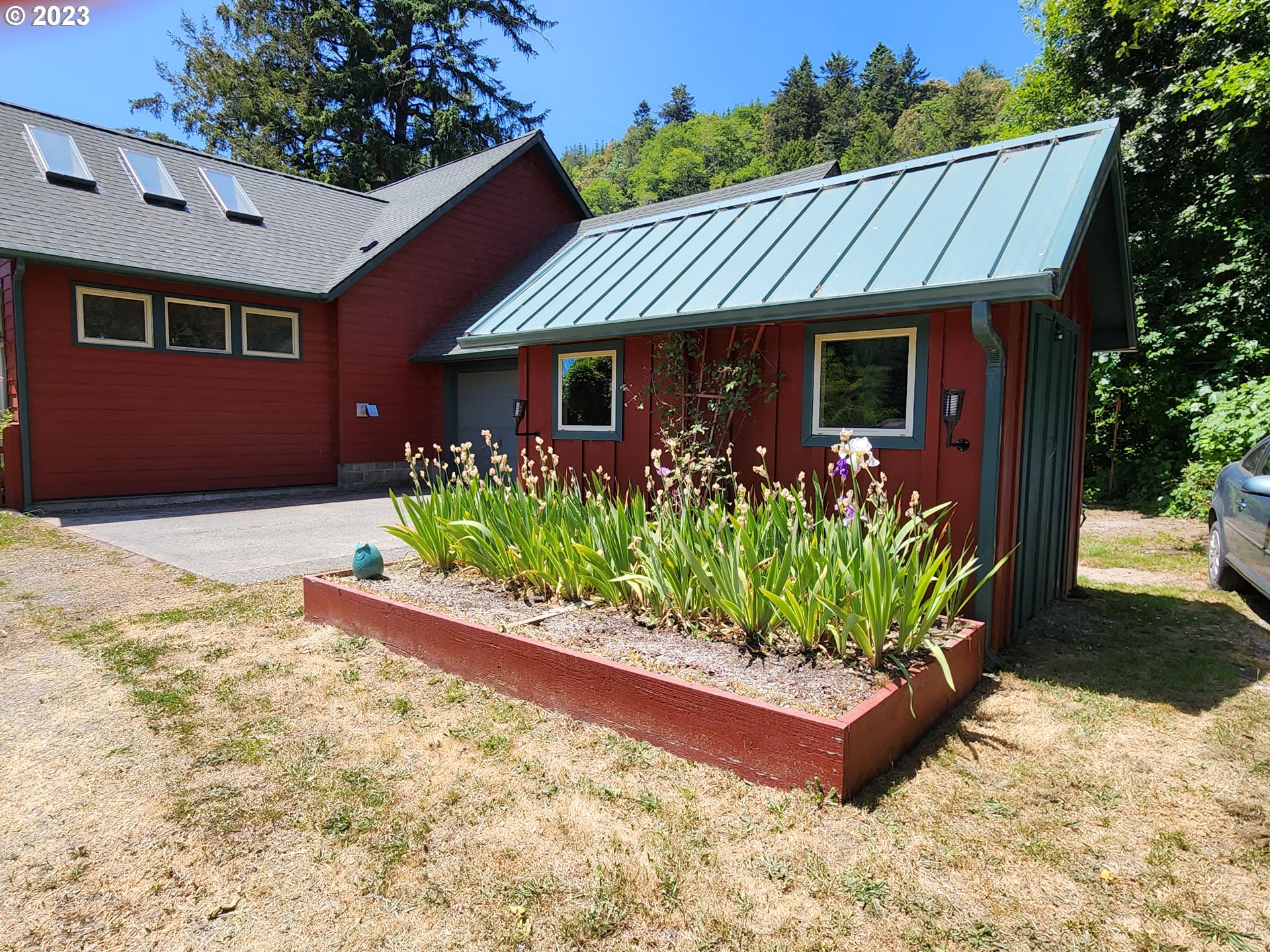 27786 Hunter Creek Road Gold Beach, OR 97444 - Photo 37 of 45 Shed