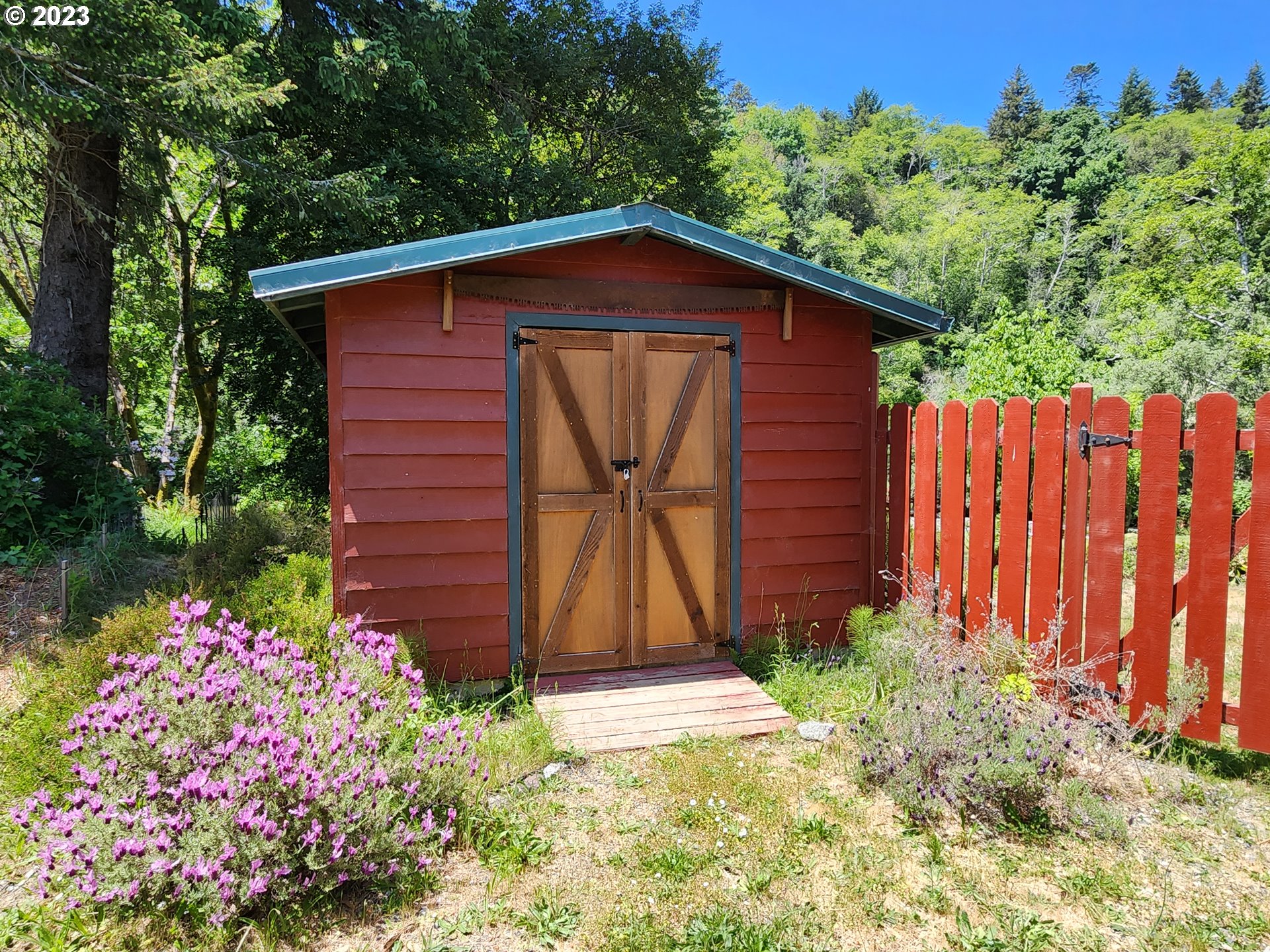 27786 Hunter Creek Road Gold Beach, OR 97444 - Photo 39 of 45 Pump House
