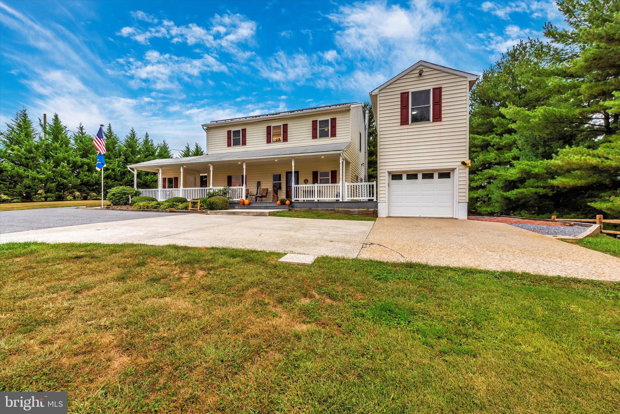 20525 Bucklodge Road Boyds, MD 20841 - Photo 48 of 54 Parking for many vehicles! And a boat!
