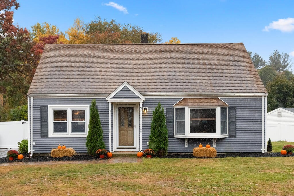 9 Pilling Road Wilmington, MA 01887 - Photo 1 of 28 Gallery Image 1