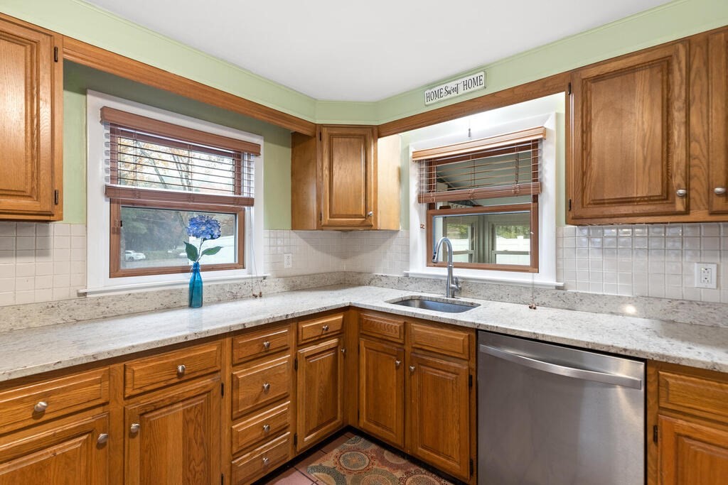 9 Pilling Road Wilmington, MA 01887 - Photo 11 of 28 Gallery Image 11