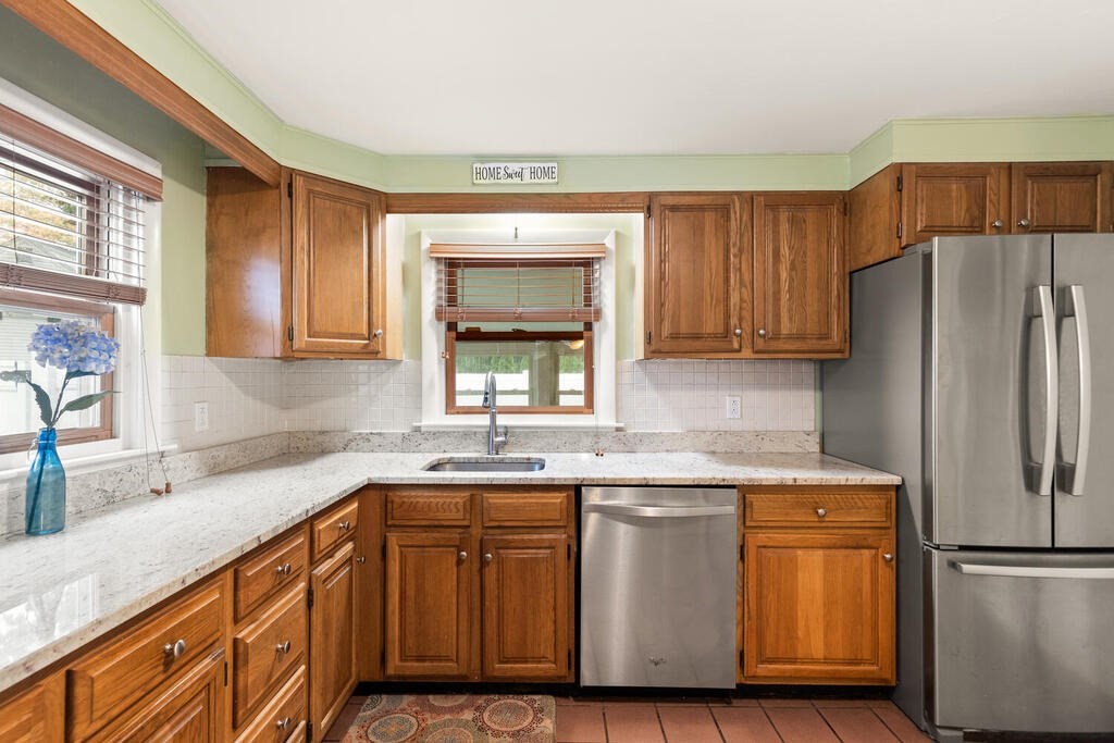 9 Pilling Road Wilmington, MA 01887 - Photo 12 of 28 Gallery Image 12