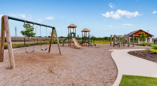 a view of a pathway both side of building