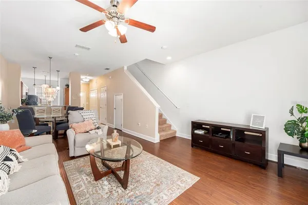 $264,900 | 2508 Southwest 35th Place, Unit V130, Gainesville, FL 32608