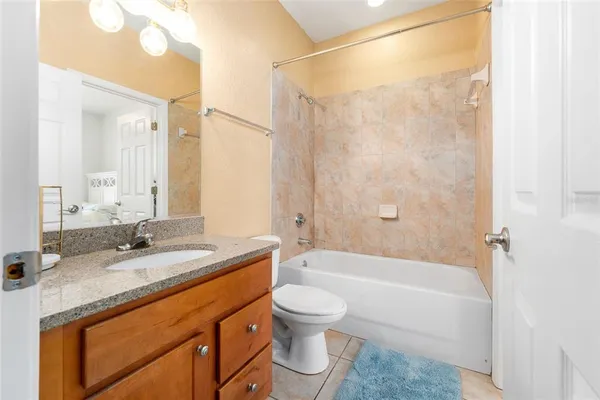 $264,900 | 2508 Southwest 35th Place, Unit V130, Gainesville, FL 32608