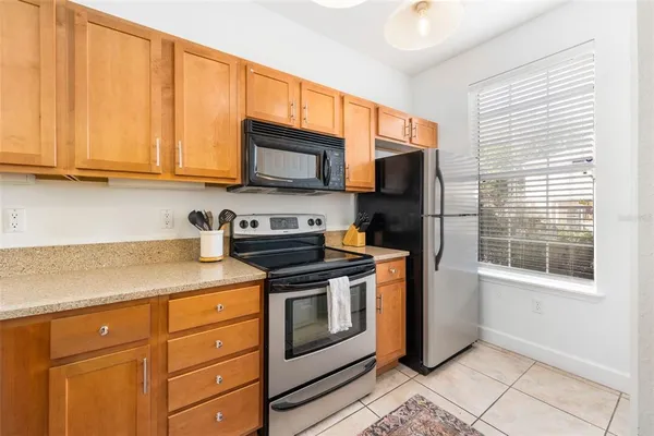 $264,900 | 2508 Southwest 35th Place, Unit V130, Gainesville, FL 32608