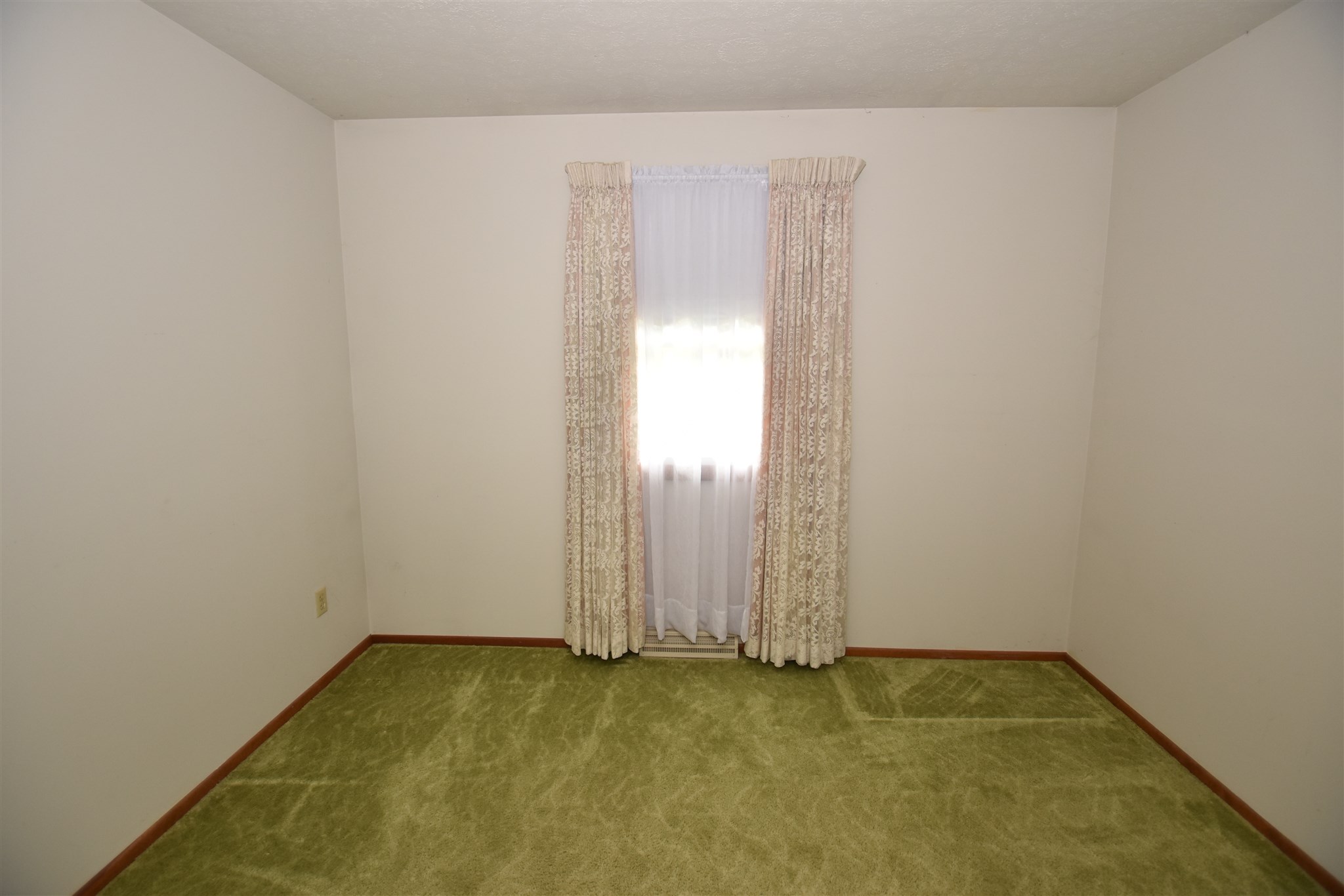 54560 Buckeye Road Mishawaka, IN 46545 - Photo 18 of 33 Gallery Image 18