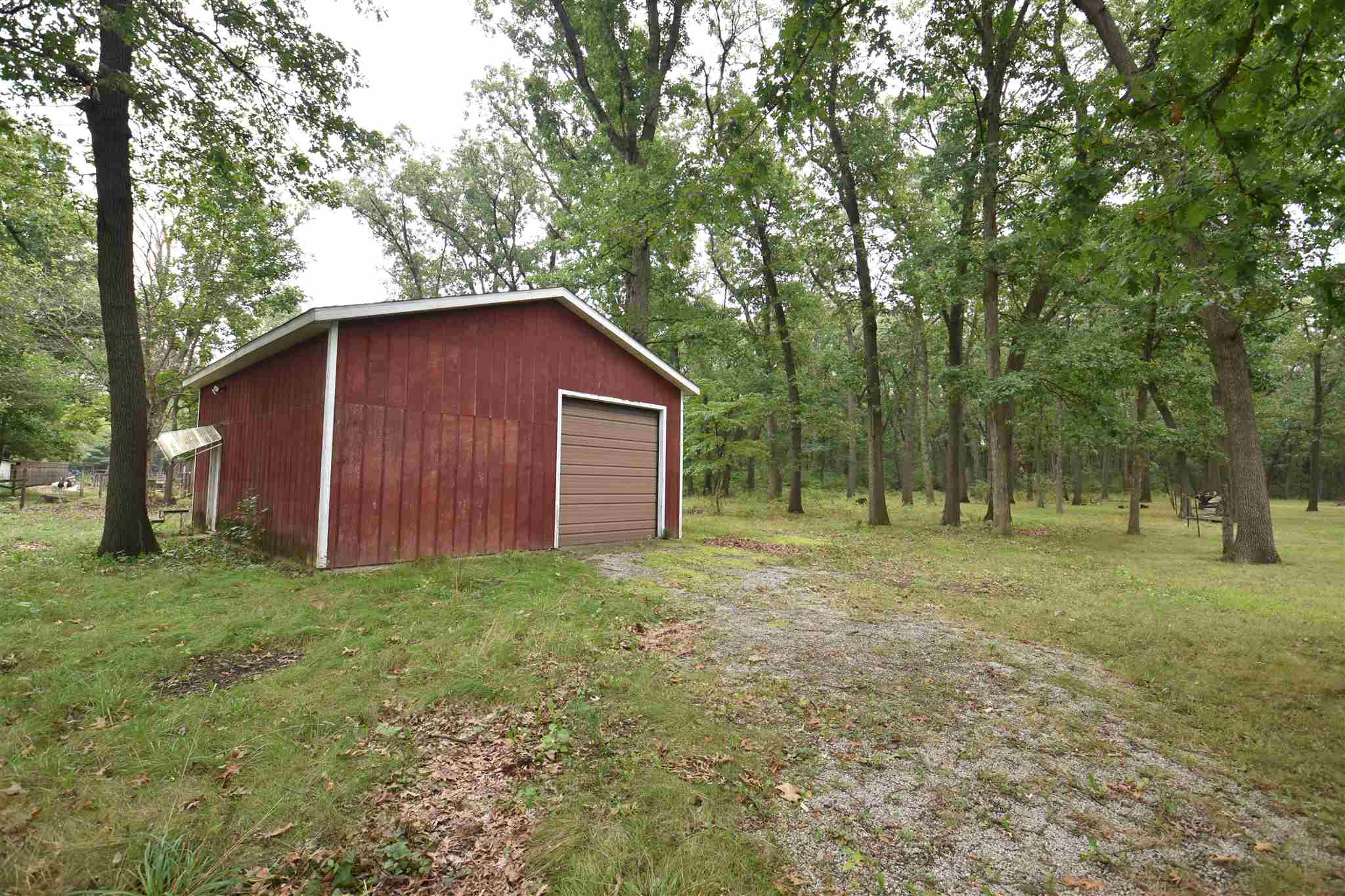 54560 Buckeye Road Mishawaka, IN 46545 - Photo 31 of 33 Gallery Image 31