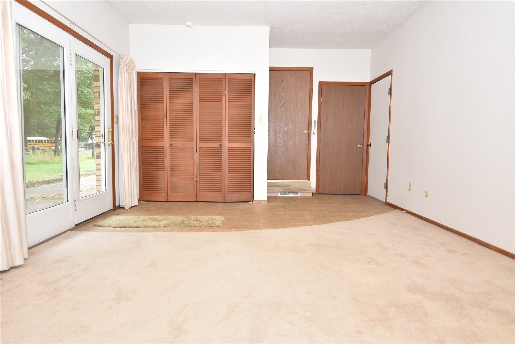 54560 Buckeye Road Mishawaka, IN 46545 - Photo 10 of 33 Gallery Image 10