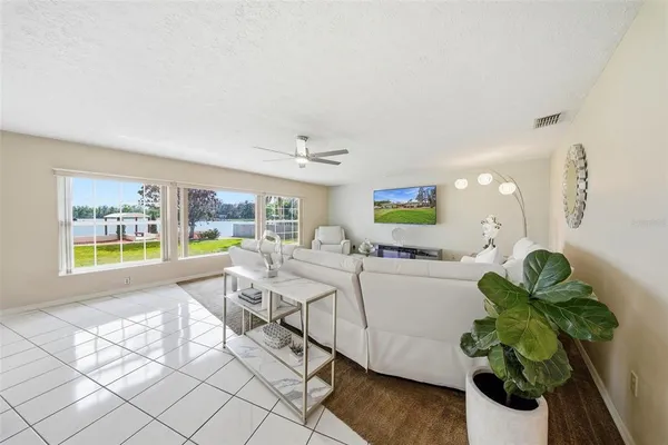 $850,000 | 20140 West County Line Road, Lutz, FL 33558