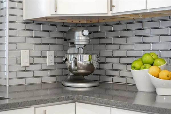 $850,000 | 20140 West County Line Road, Lutz, FL 33558