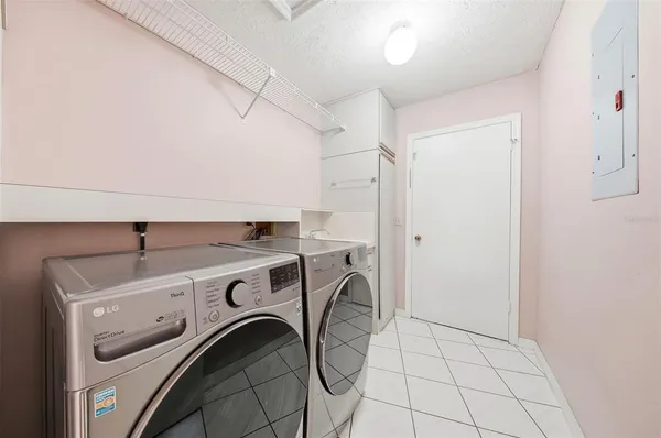 $850,000 | 20140 West County Line Road, Lutz, FL 33558