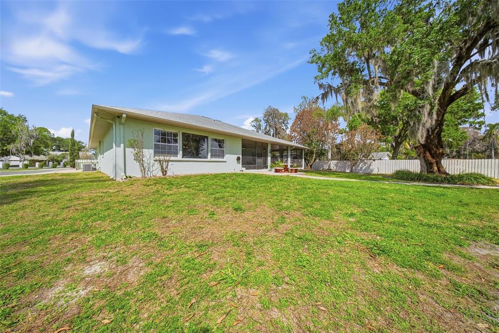 20140 West County Line Road Lutz, FL 33558 - Photo 40 of 63