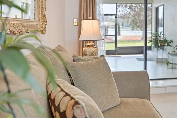 $850,000 | 20140 West County Line Road, Lutz, FL 33558