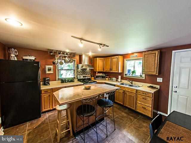 195 Canal Road York, PA 17406 - Photo 3 of 35 Gallery Image 3