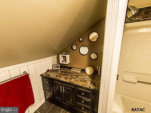 195 Canal Road York, PA 17406 - Photo 24 of 35 Gallery Image 24