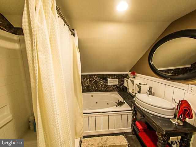 195 Canal Road York, PA 17406 - Photo 25 of 35 Gallery Image 25