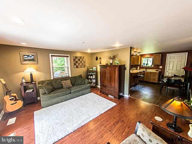 195 Canal Road York, PA 17406 - Photo 8 of 35 Gallery Image 8