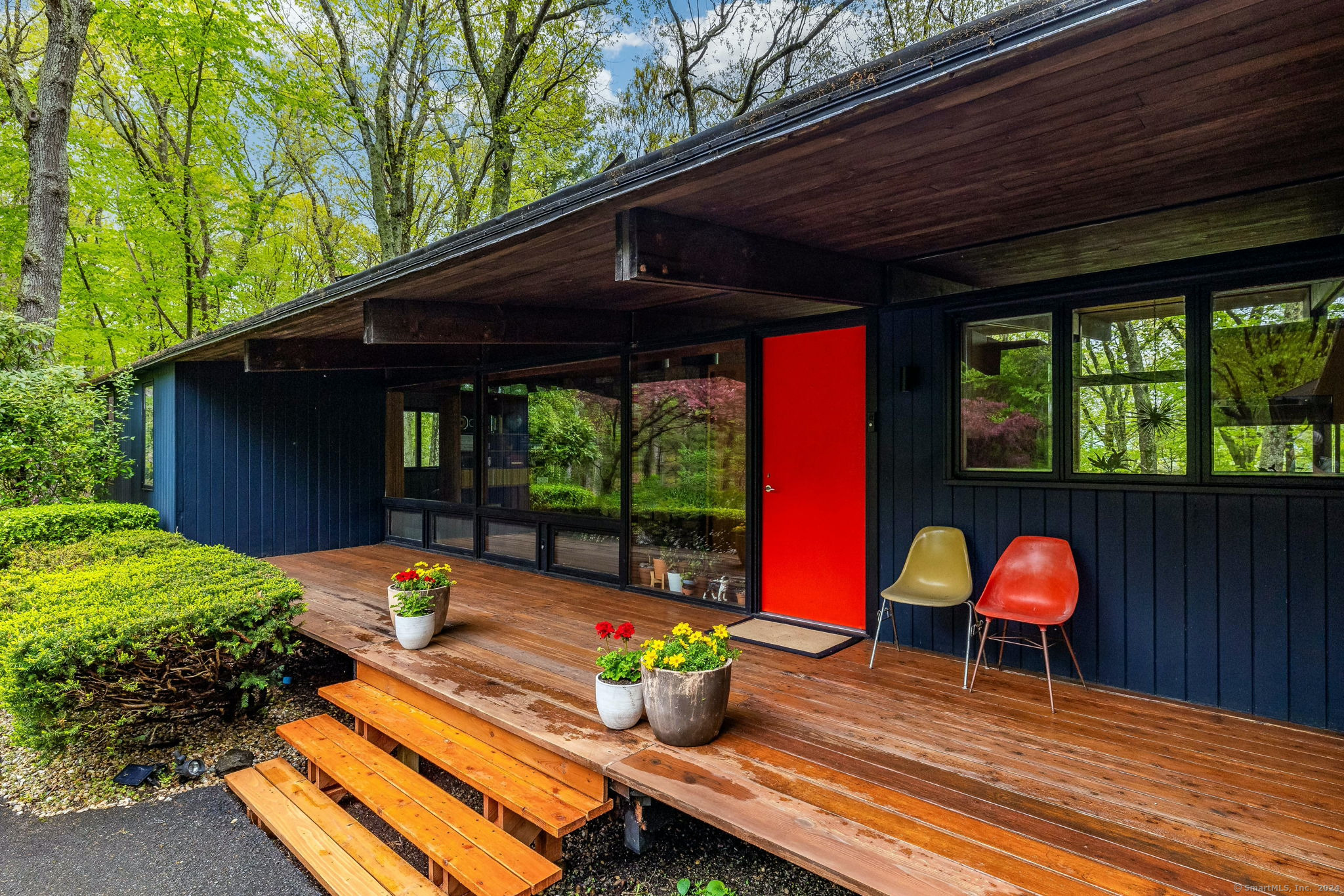 29 Lighthouse Road Woodbury, CT 06798 - Photo 1 of 1