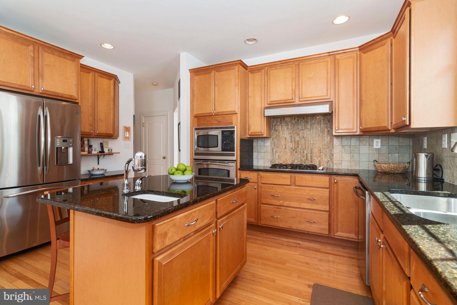 274 Sydney Road Holland, PA 18966 - Photo 18 of 53 Kitchen Island with Wet Bar