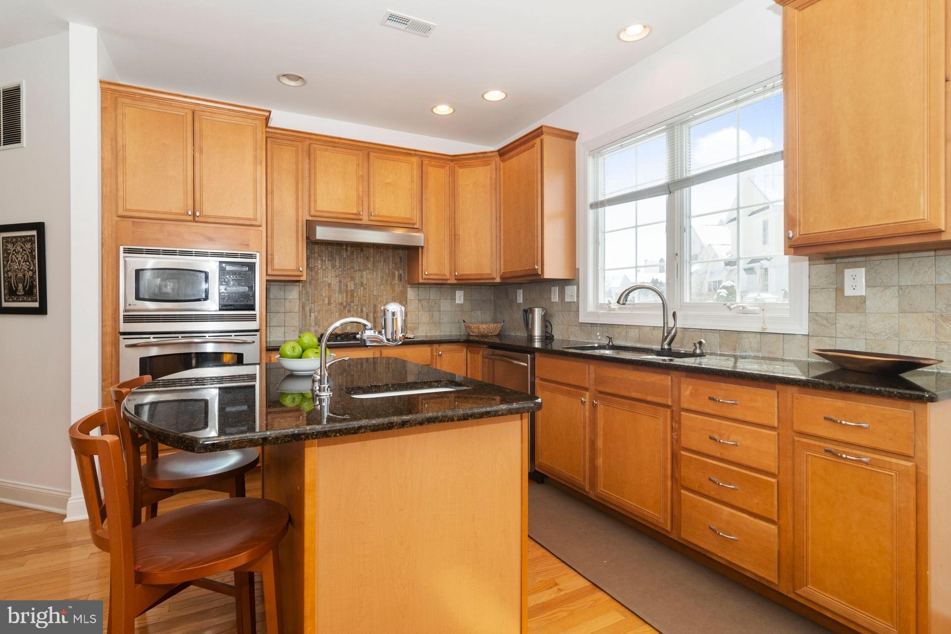 274 Sydney Road Holland, PA 18966 - Photo 20 of 53 Kitchen