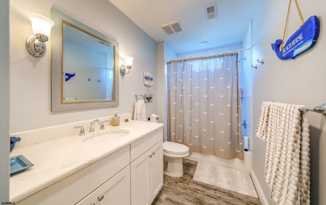 $2,850,000 | 230 West Seaspray Road, Ocean City, NJ 08226