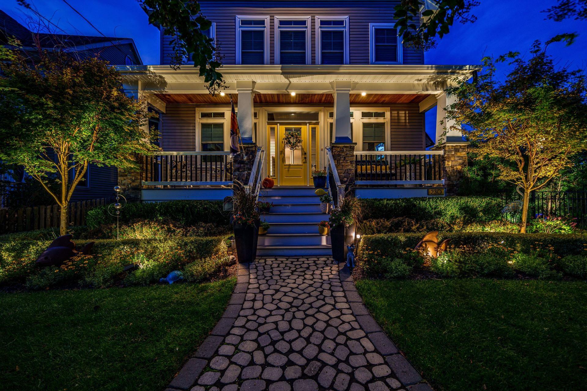 230 West Seaspray Road Ocean City, NJ 08226 - Photo 45 of 45 a front view of a house with a yard