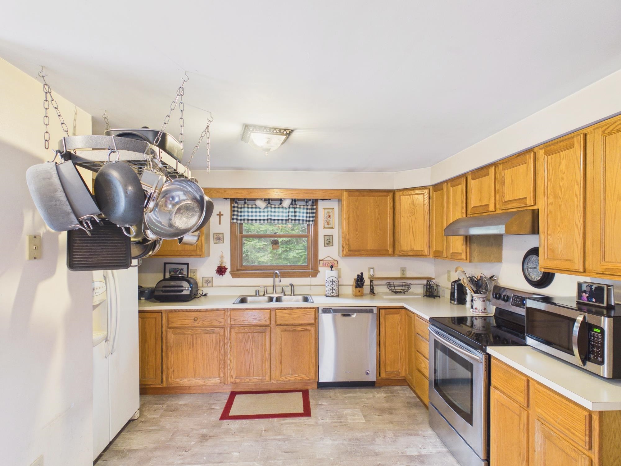 74 Staples Lane Stoddard, NH 03464 - Photo 5 of 45 Gallery Image 5