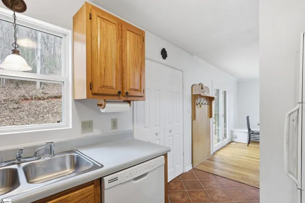 $349,900 | 315 Valley Drive, Walhalla, SC 29691