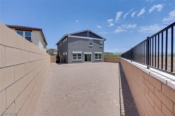 $2,715 | 323 Canary Song Drive, Henderson, NV 89011