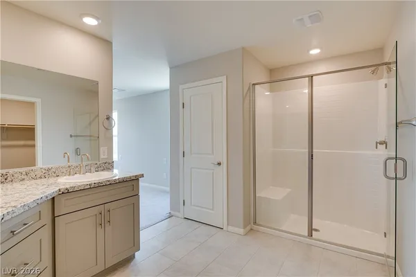 $2,715 | 323 Canary Song Drive, Henderson, NV 89011