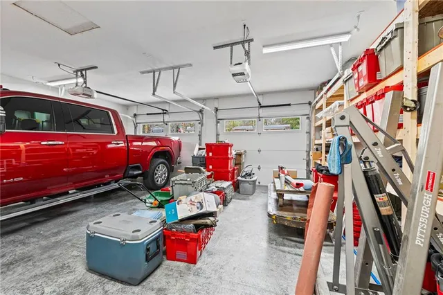 $314,000 | 401 Southwest 18 Street, Blue Springs, MO 64015